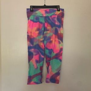 DonaJo lightly worn capri’s in a size 2